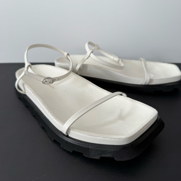 Proenza Schouler | Forma Chunky Flatorm Sandals - Picture 6 of 15